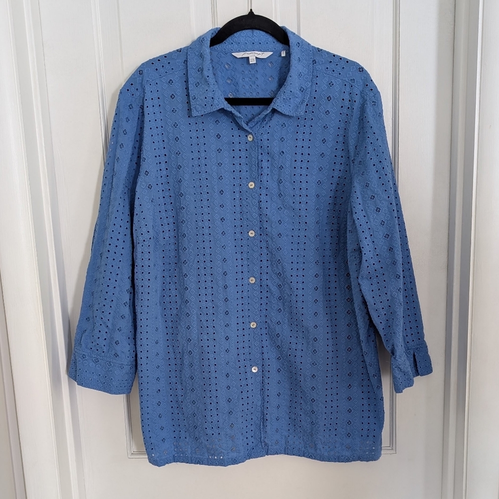 Foxcroft Women's Eyelet Top Size 22W‎ Spring Office Button Up 3/4 Sleeve Blue